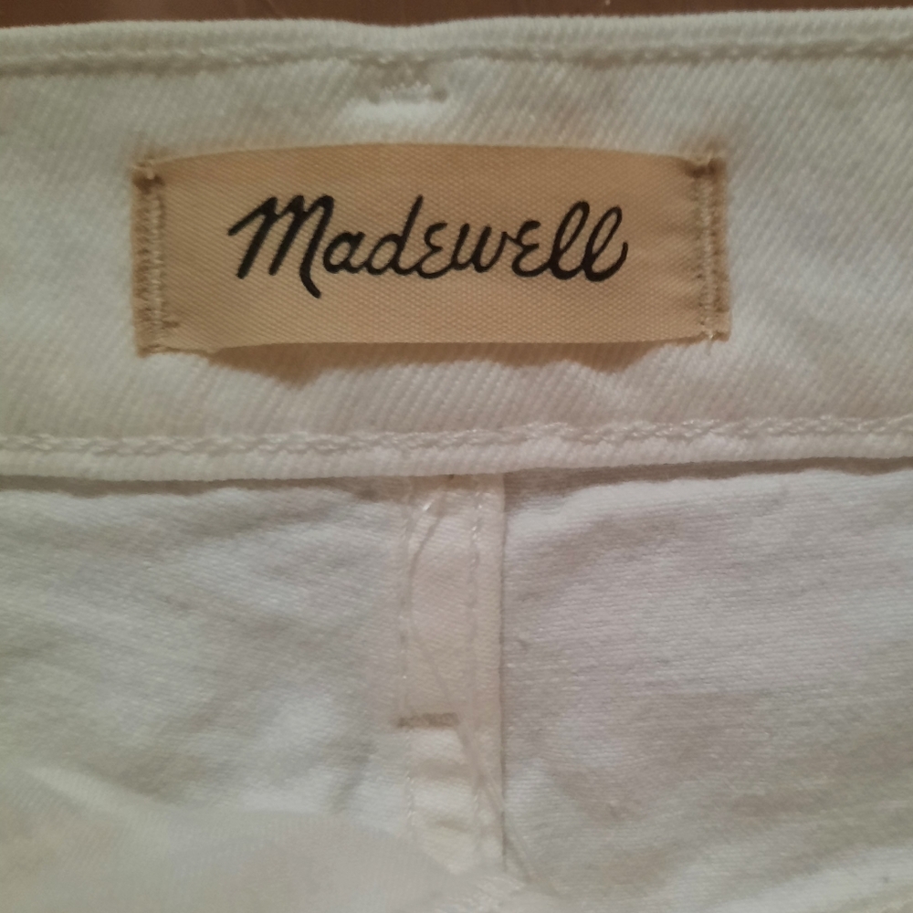 Madewell White Jean Shorts with Magic Pockets - Picture 6 of 16